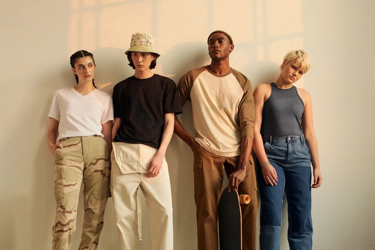 Gildan Brands image